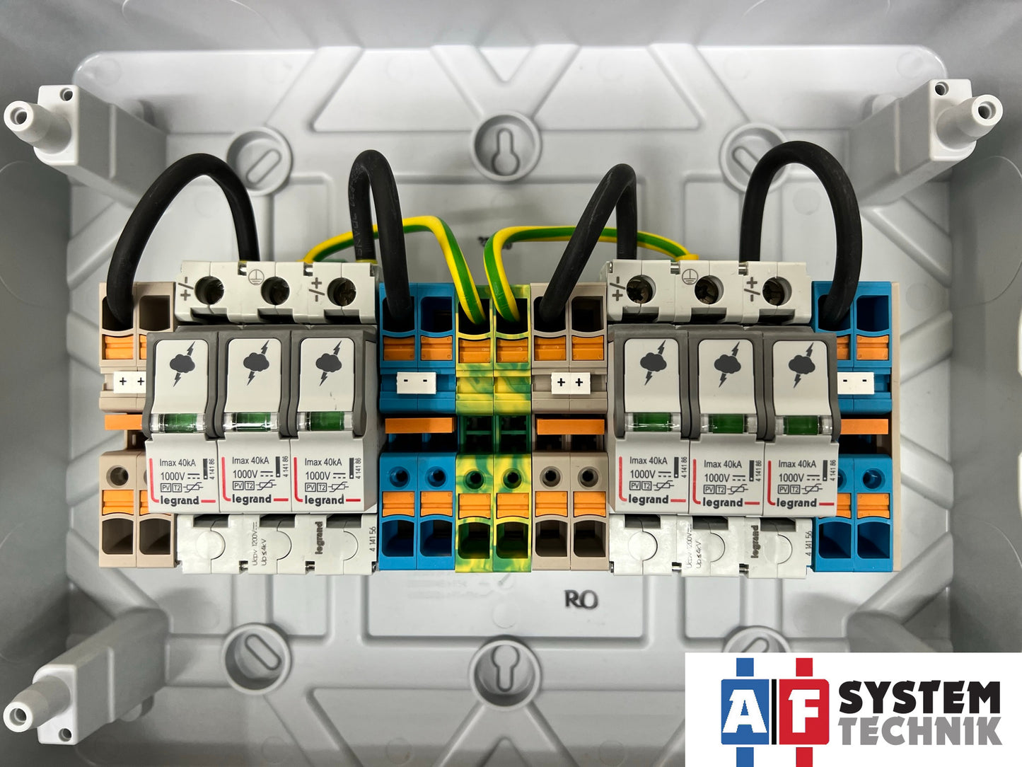 Typ 29 | PV Solar Überspannungsschutz für 2 String MPP 1000V DC | auf Klemmen verdrahtet